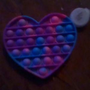 Kids pop it ty die heart